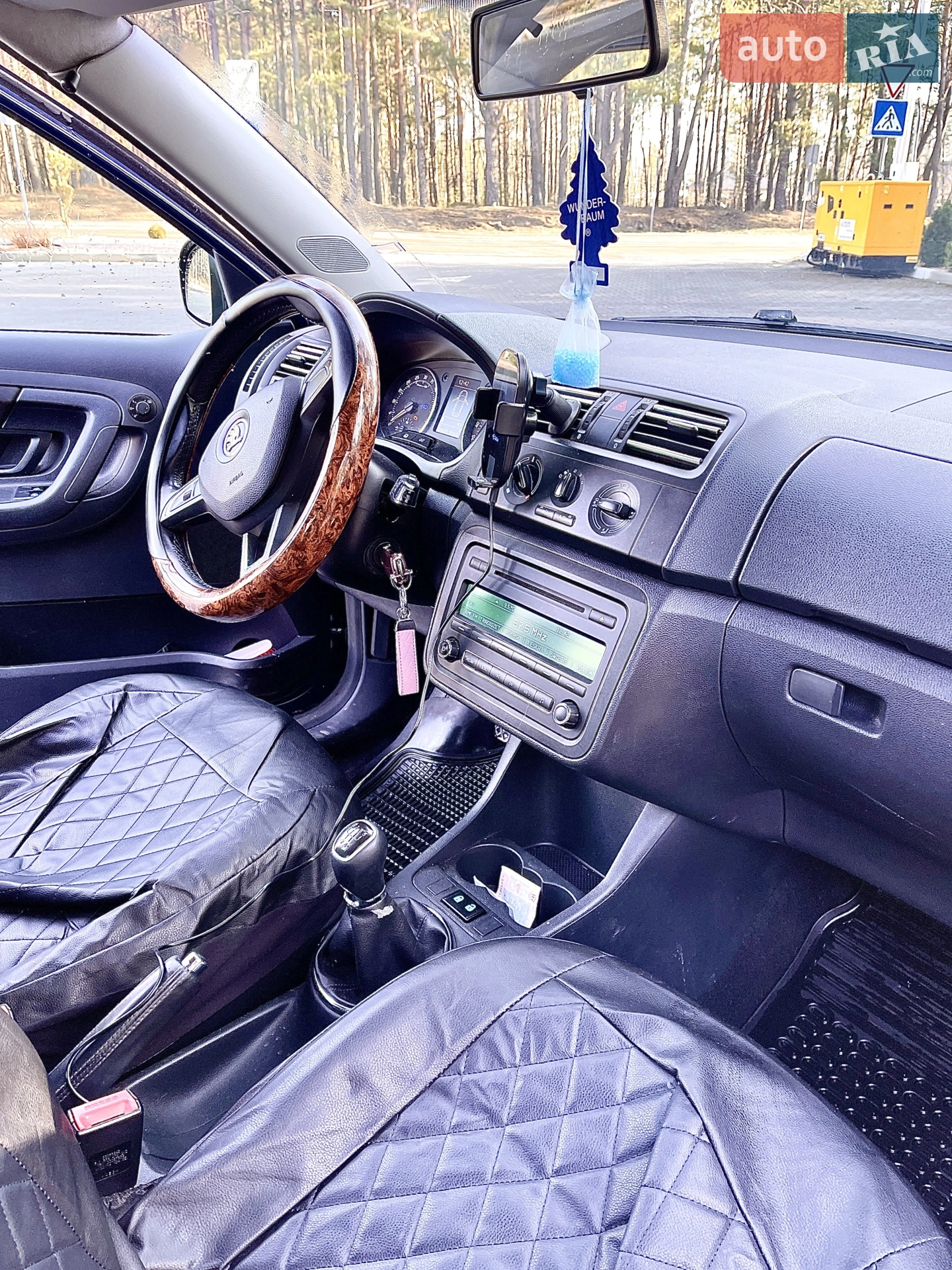 2014 Skoda Fabia - мініатюра 3