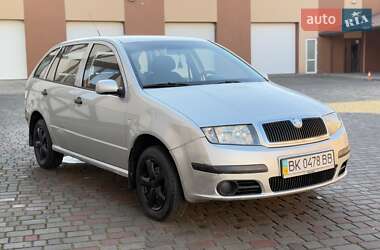 Универсал Skoda Fabia 2006 в Ровно