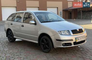 Универсал Skoda Fabia 2006 в Ровно