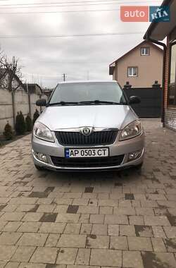 Хэтчбек Skoda Fabia 2010 в 