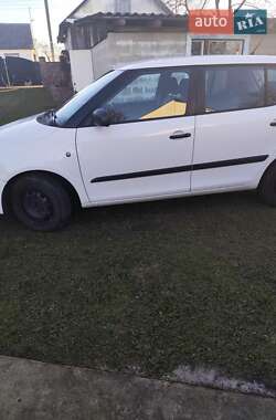 Универсал Skoda Fabia 2009 в Вараше