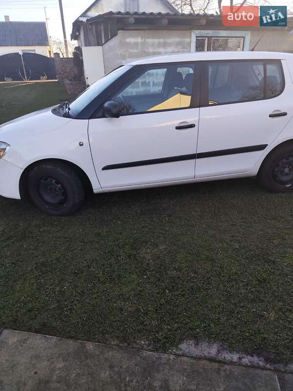 Универсал Skoda Fabia 2009 в Вараше