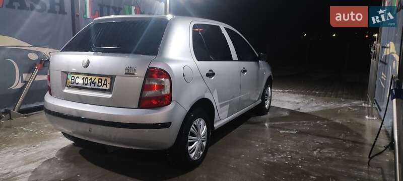 Хетчбек Skoda Fabia 2006 в Дрогобичі