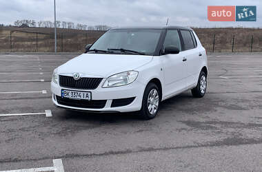 Хетчбек Skoda Fabia 2012 в Рівному