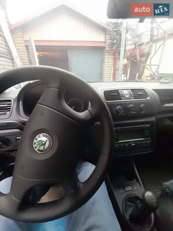 Универсал Skoda Fabia 2008 в Днепре