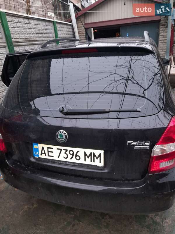 Универсал Skoda Fabia 2008 в Днепре