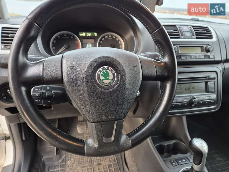 Універсал Skoda Fabia 2009 в Дніпрі