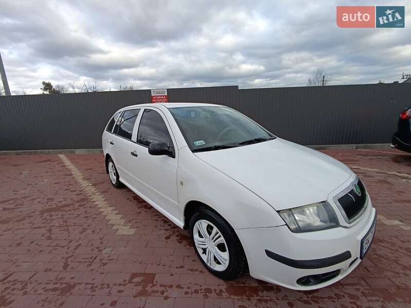 Універсал Skoda Fabia 2004 в Сарнах