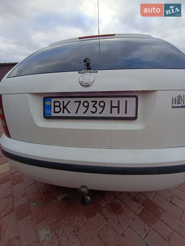 Універсал Skoda Fabia 2004 в Сарнах