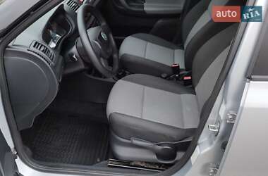 Хэтчбек Skoda Fabia 2013 в 