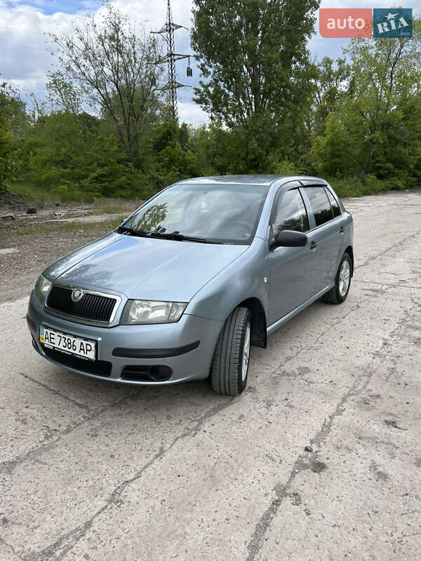 Хетчбек Skoda Fabia 2006 в 