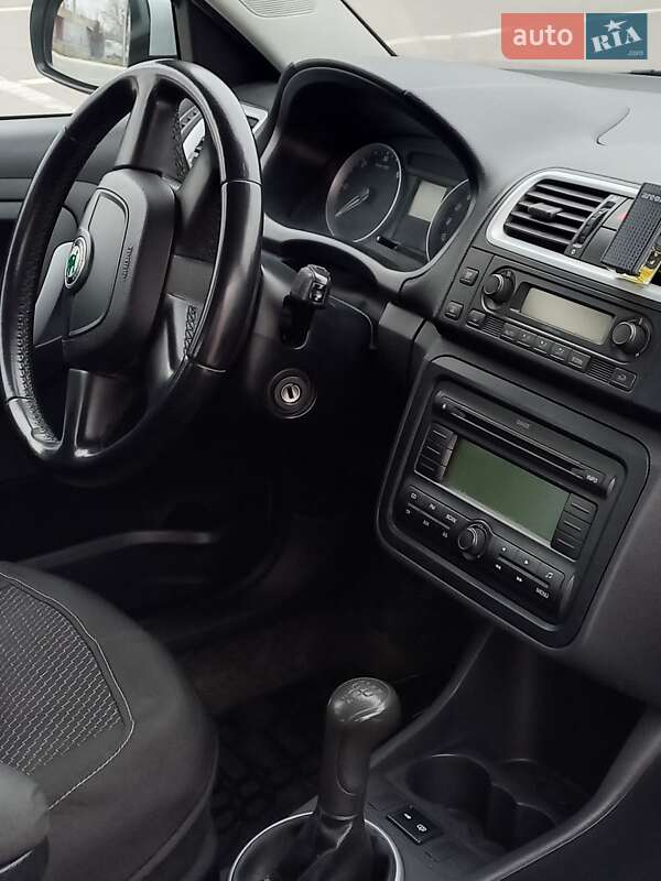 Хетчбек Skoda Fabia 2010 в Львові