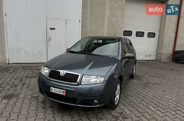 Хэтчбек Skoda Fabia 2006 в Луцке