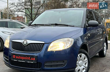 Хетчбек Skoda Fabia 2009 в Сумах