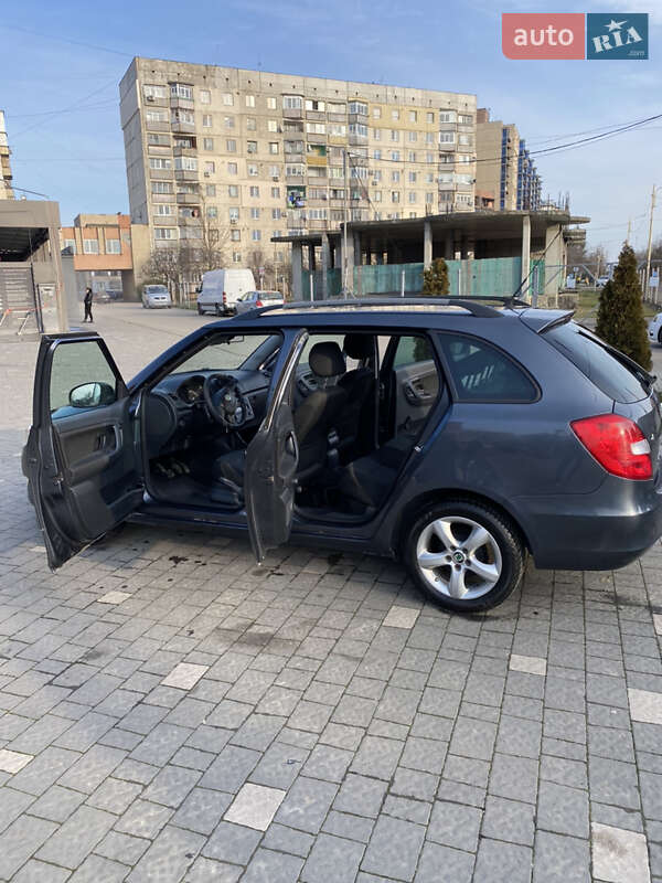 Універсал Skoda Fabia 2011 в Ужгороді фото 10 Універсал Skoda Fabia 2011 в Ужгороді