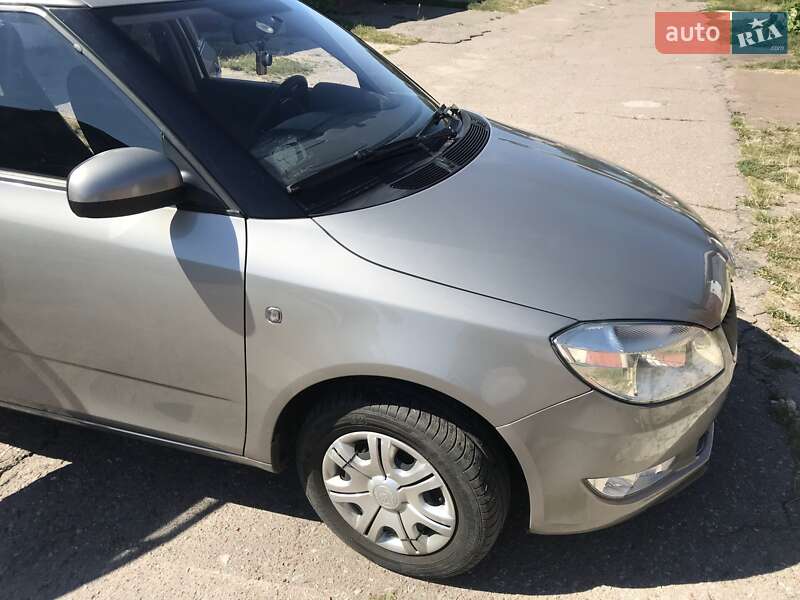 Универсал Skoda Fabia 2013 в Чернигове