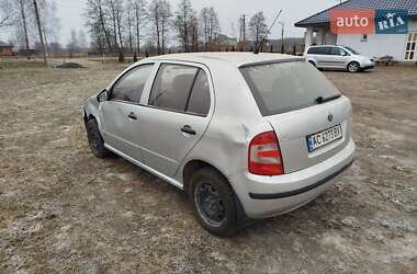 Хэтчбек Skoda Fabia 2005 в Старой Выжевке