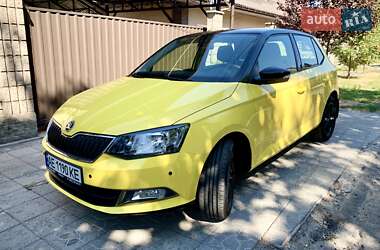 Хэтчбек Skoda Fabia 2015 в Киеве