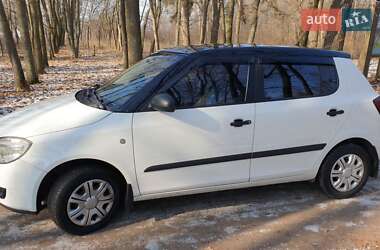 Хэтчбек Skoda Fabia 2008 в Лубнах