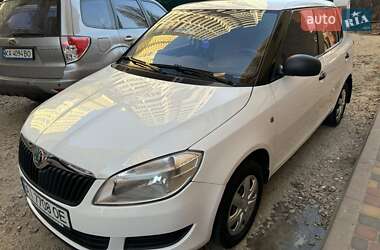 Хэтчбек Skoda Fabia 2012 в Киеве