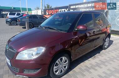 Хэтчбек Skoda Fabia 2011 в Лубнах