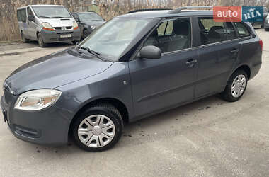 Универсал Skoda Fabia 2009 в Ахтырке