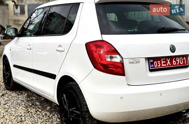 Хэтчбек Skoda Fabia 2011 в Стрые