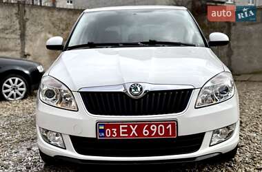 Хэтчбек Skoda Fabia 2011 в Стрые