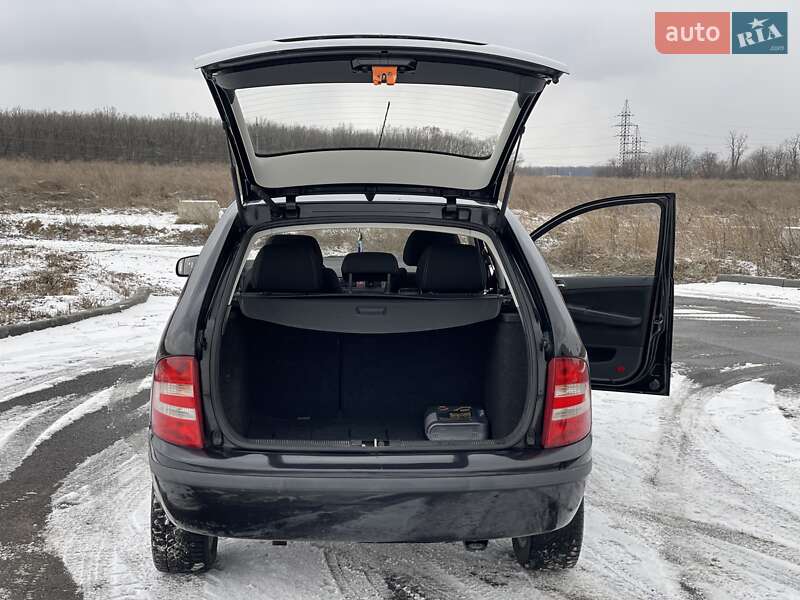 Универсал Skoda Fabia 2006 в Виннице