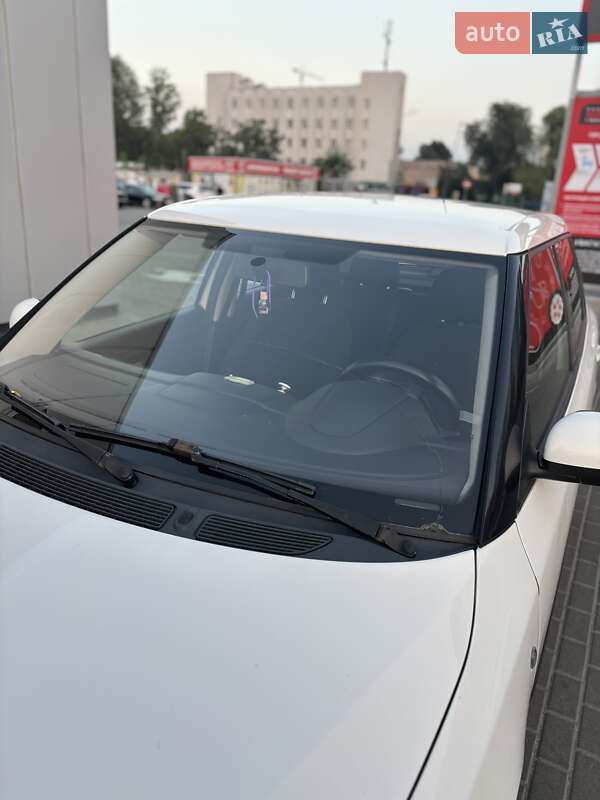 Хэтчбек Skoda Fabia 2008 в Киеве