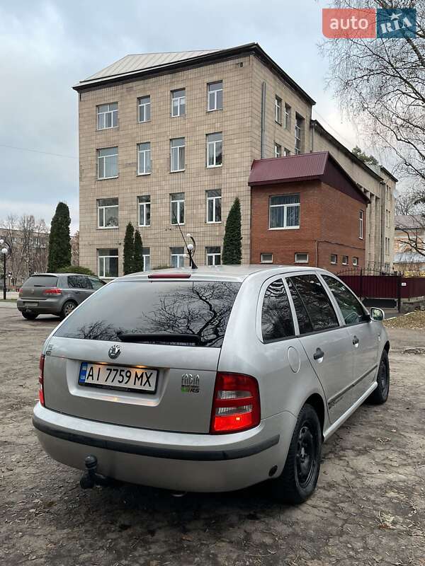 Универсал Skoda Fabia 2001 в Монастырище