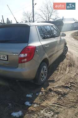 Хэтчбек Skoda Fabia 2008 в 