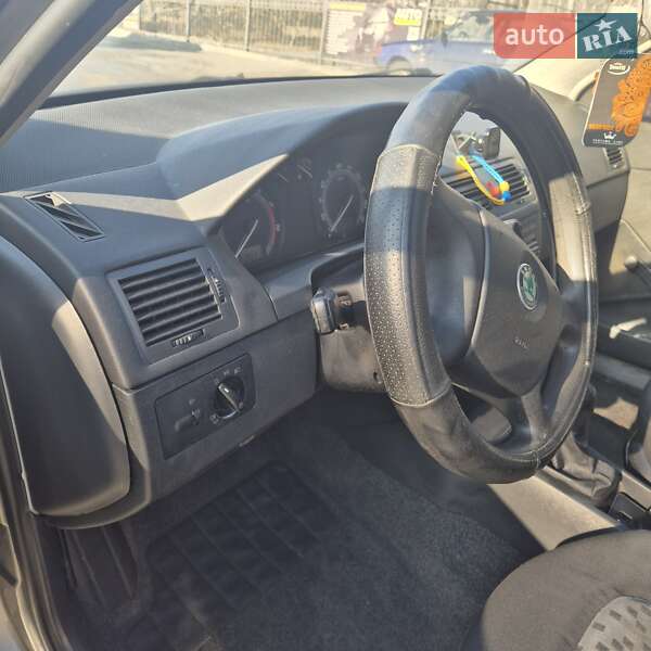 Седан Skoda Fabia 2007 в Львове