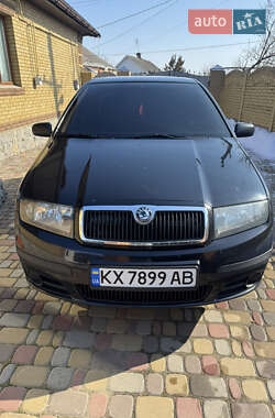 Седан Skoda Fabia 2007 в Богодухове