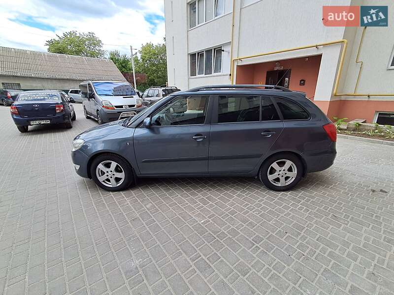 Універсал Skoda Fabia 2010 в Хмельницькому