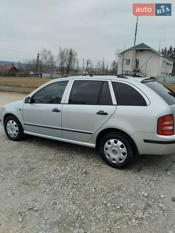 Універсал Skoda Fabia 2001 в Шаргороді
