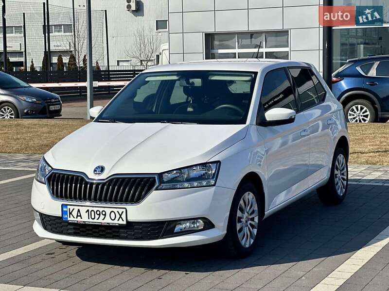 Хэтчбек Skoda Fabia 2019 в Мукачево