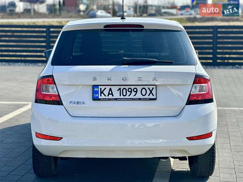 Хэтчбек Skoda Fabia 2019 в Мукачево