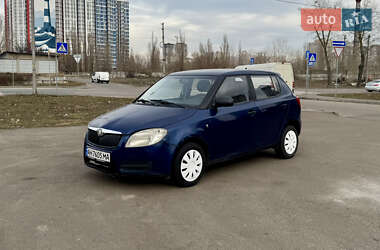 Хетчбек Skoda Fabia 2009 в Києві