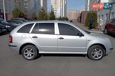 Универсал Skoda Fabia 2001 в Киеве