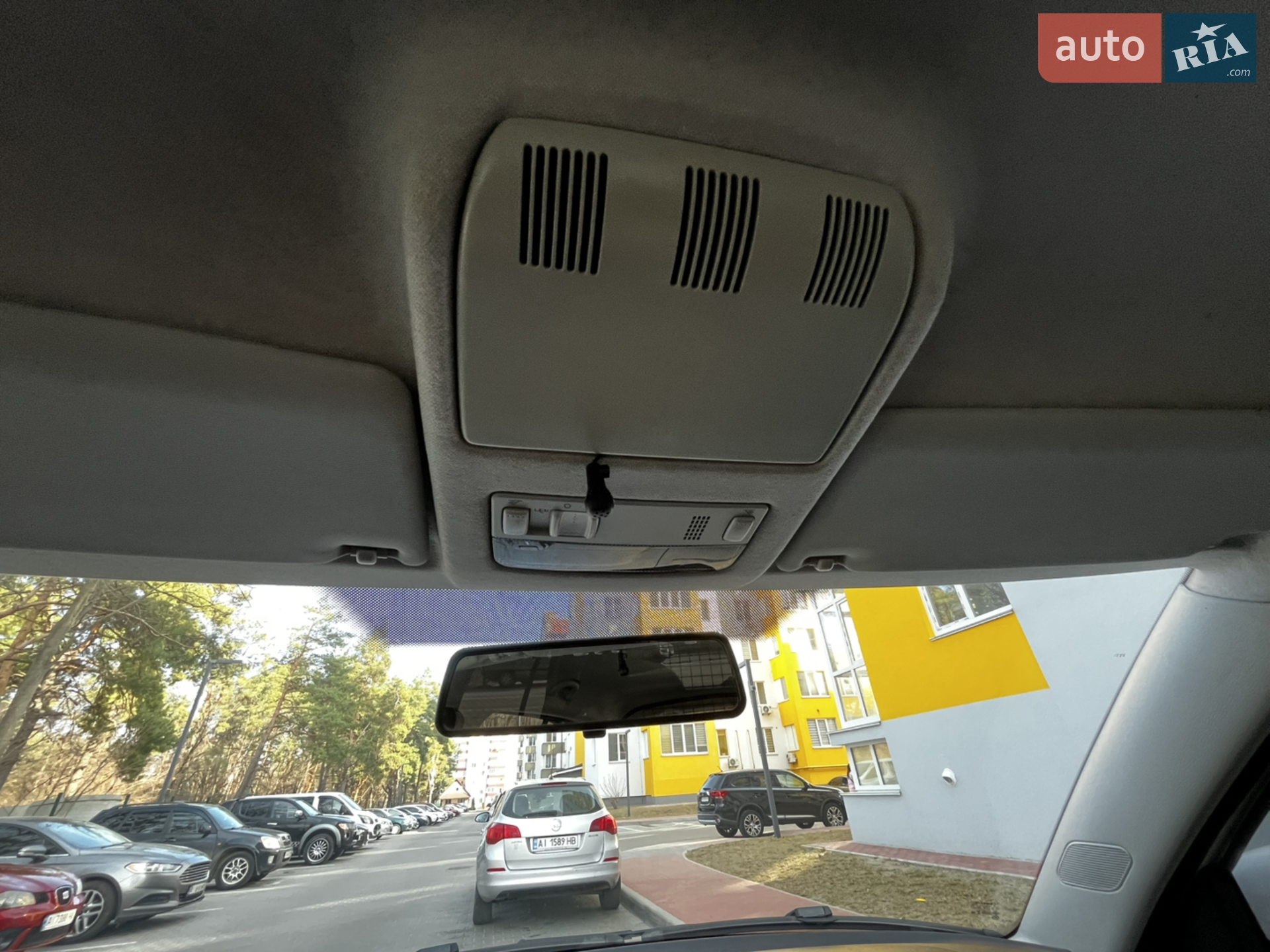 2012 Skoda Fabia - мініатюра 27