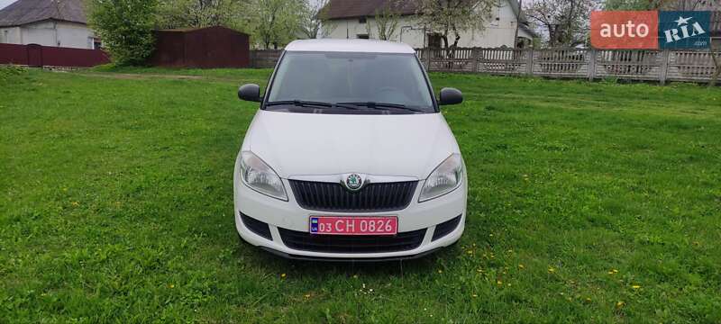 Універсал Skoda Fabia 2011 в Збаражі