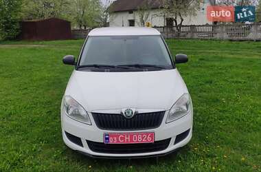 Універсал Skoda Fabia 2011 в Збаражі