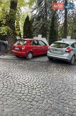 Хетчбек Skoda Fabia 2010 в 