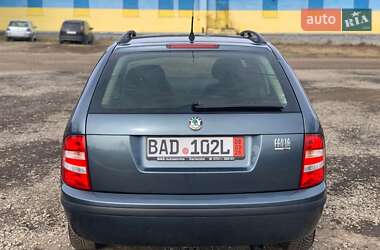 Універсал Skoda Fabia 2005 в Чернівцях