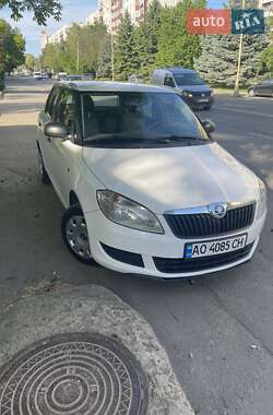 Хетчбек Skoda Fabia 2013 в Ужгороді