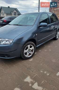 Хэтчбек Skoda Fabia 2005 в 
