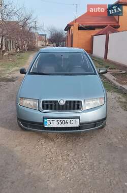 Седан Skoda Fabia 2004 в Херсоне