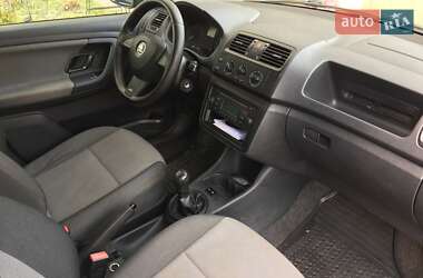 Хэтчбек Skoda Fabia 2014 в 