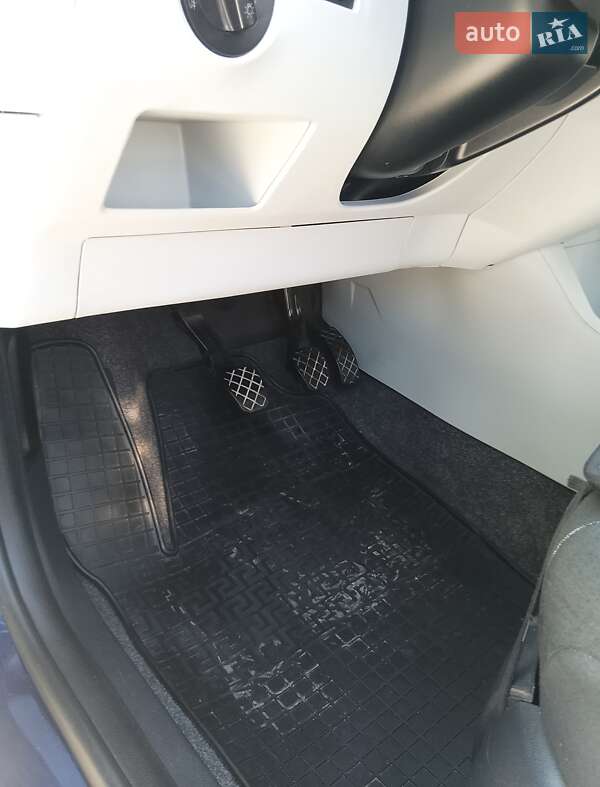 Хетчбек Skoda Fabia 2008 в Тернополі